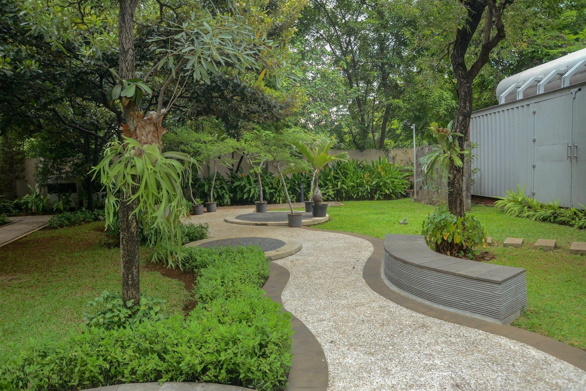 Apartemen 3 Bedrooms At Sudirman By Travelio *