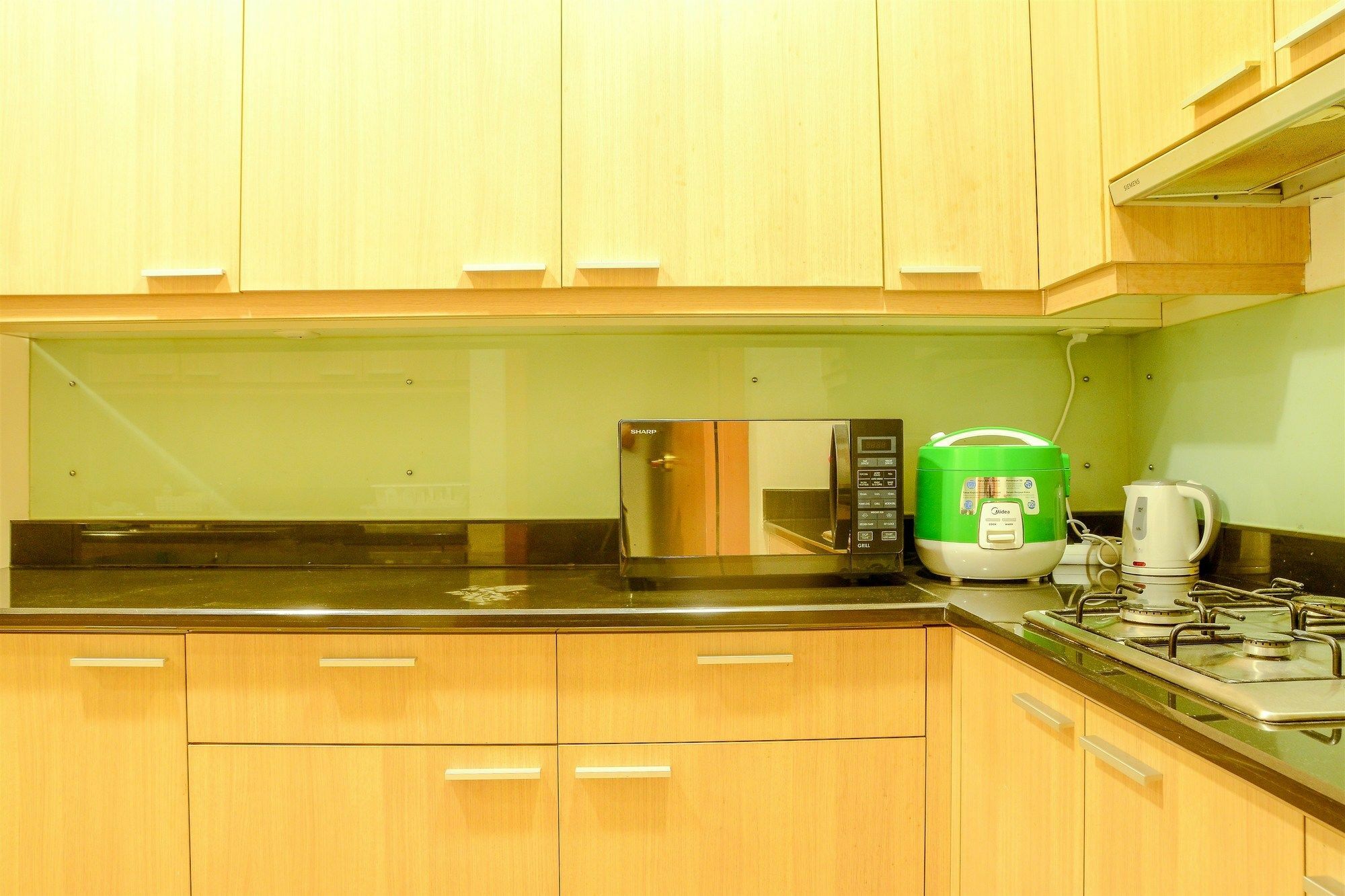 3 Bedrooms At Sudirman By Travelio